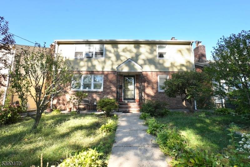 Great investment opportunity in the desirable Forest Hill section of Newark !