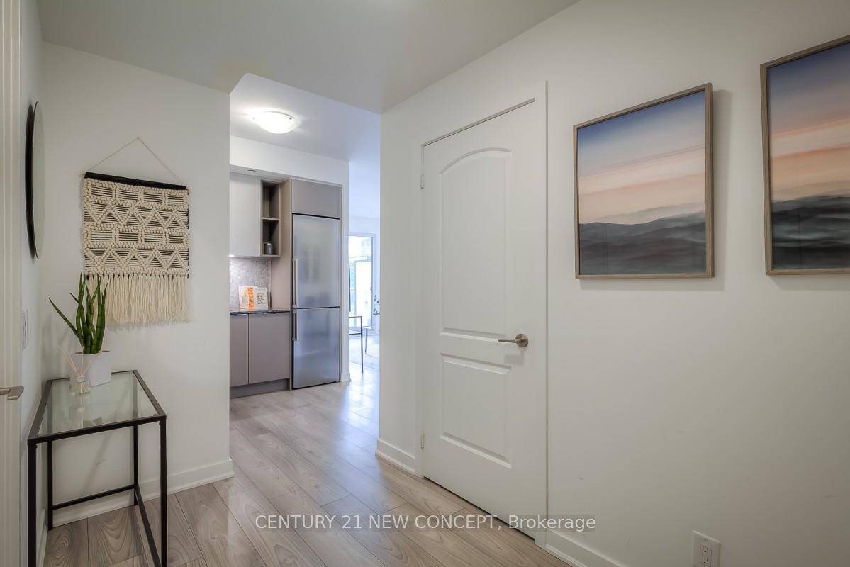 Absolutely Stunning 2 Bedroom, 2 Washroom Unit In The Highly Sought After East End of The City, Just North Of The Distillery amp ; Steps To All Toronto Has to ...