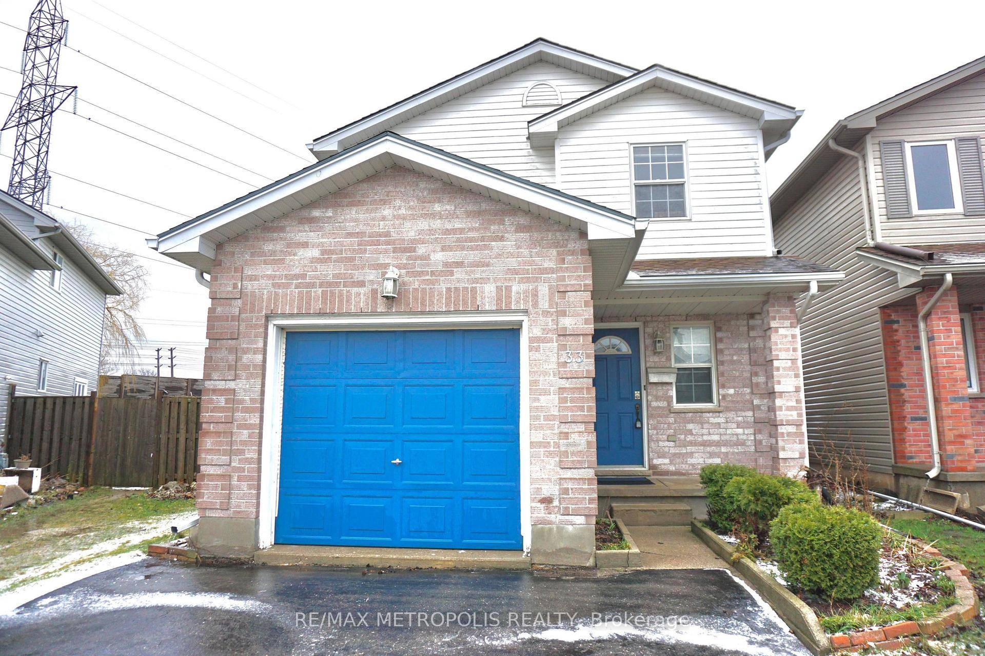Welcome to 33 Phair Crescent A Move In Ready Family Home in London, ON.