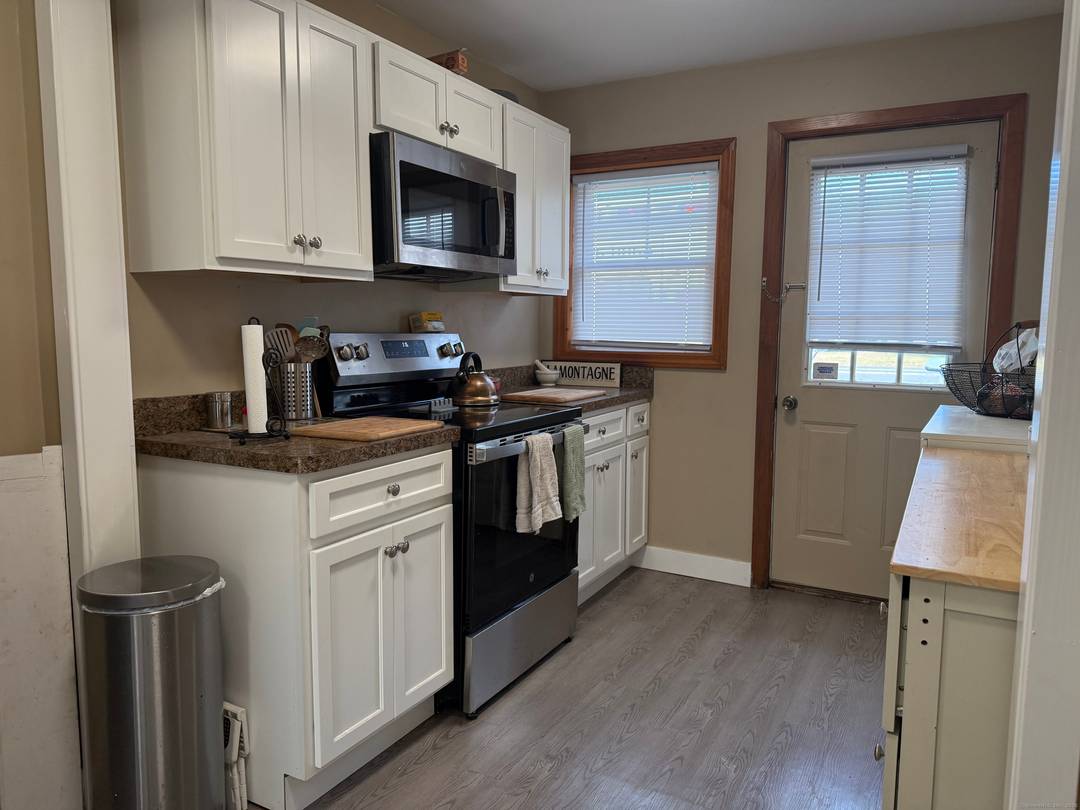 Welcome to 39A Waterbury Rd.