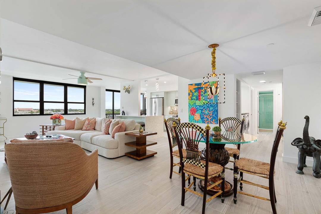 Experience luxury coastal living at its finest in this exquisitely remodeled penthouse condo overlooking the sparkling turquoise waters of Jupiter.