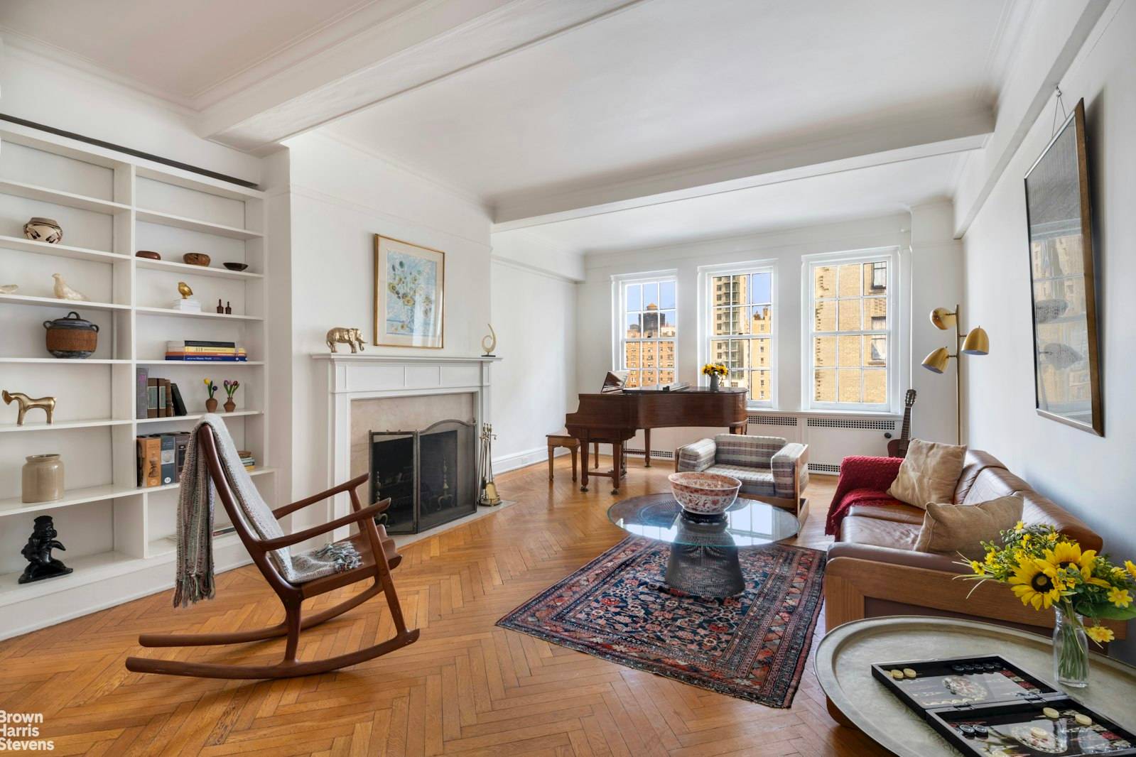 Situated in a prestigious pre war building located along Central Park West, an exceptional opportunity awaits to transform this six room residence into your dream home.