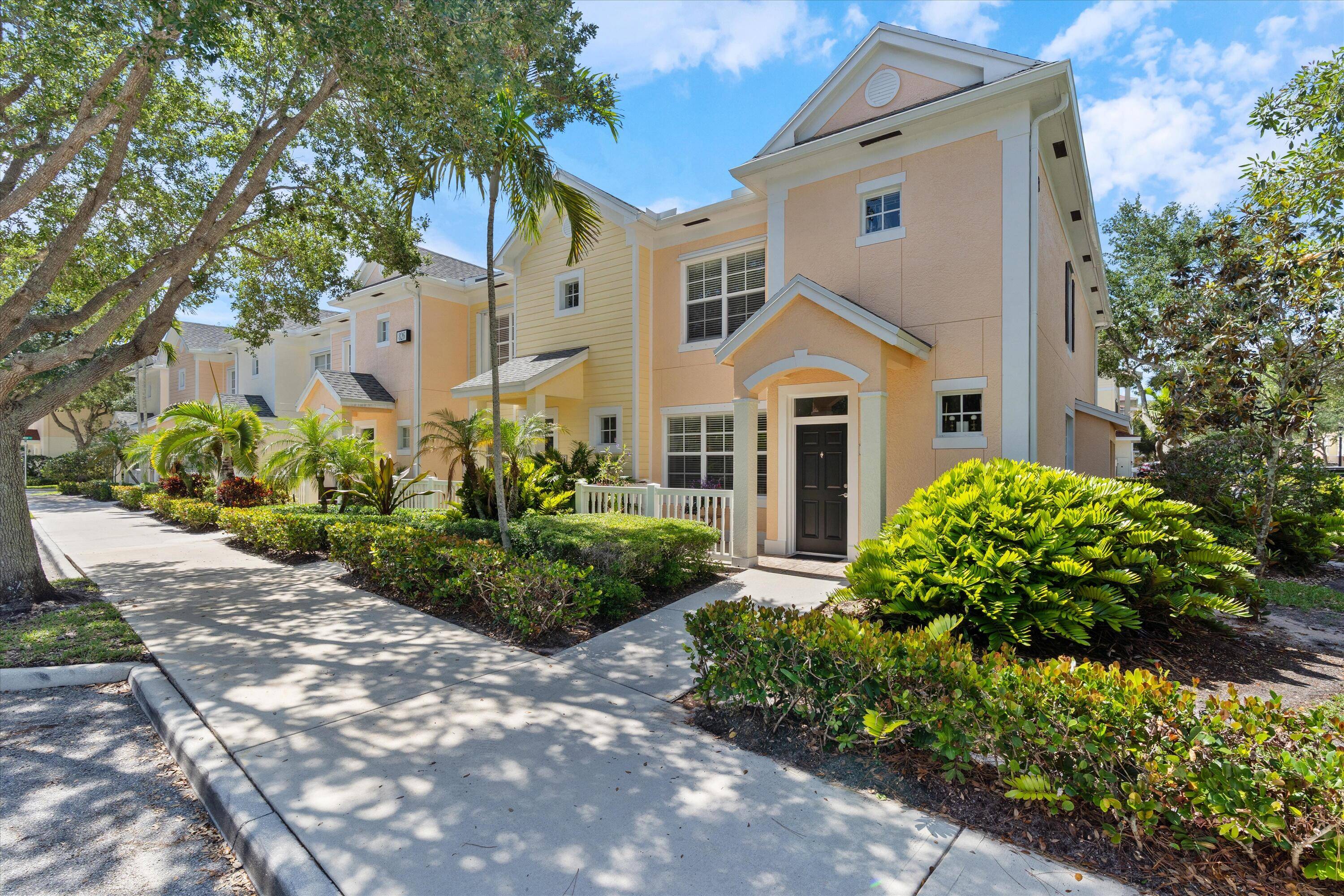 Welcome to a home that radiates charm and convenience a place where every day could feel like a vacation !