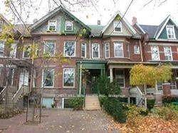 1 Bedroom With Private Entrance In A Beautiful Victorian At College And Brunswick.