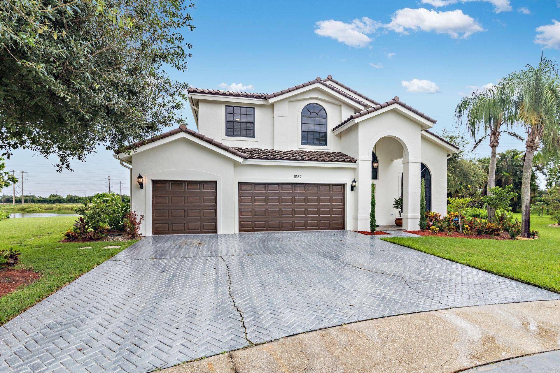 A must see beautiful 4 bedroom 3 bath residence to call home for the Season.