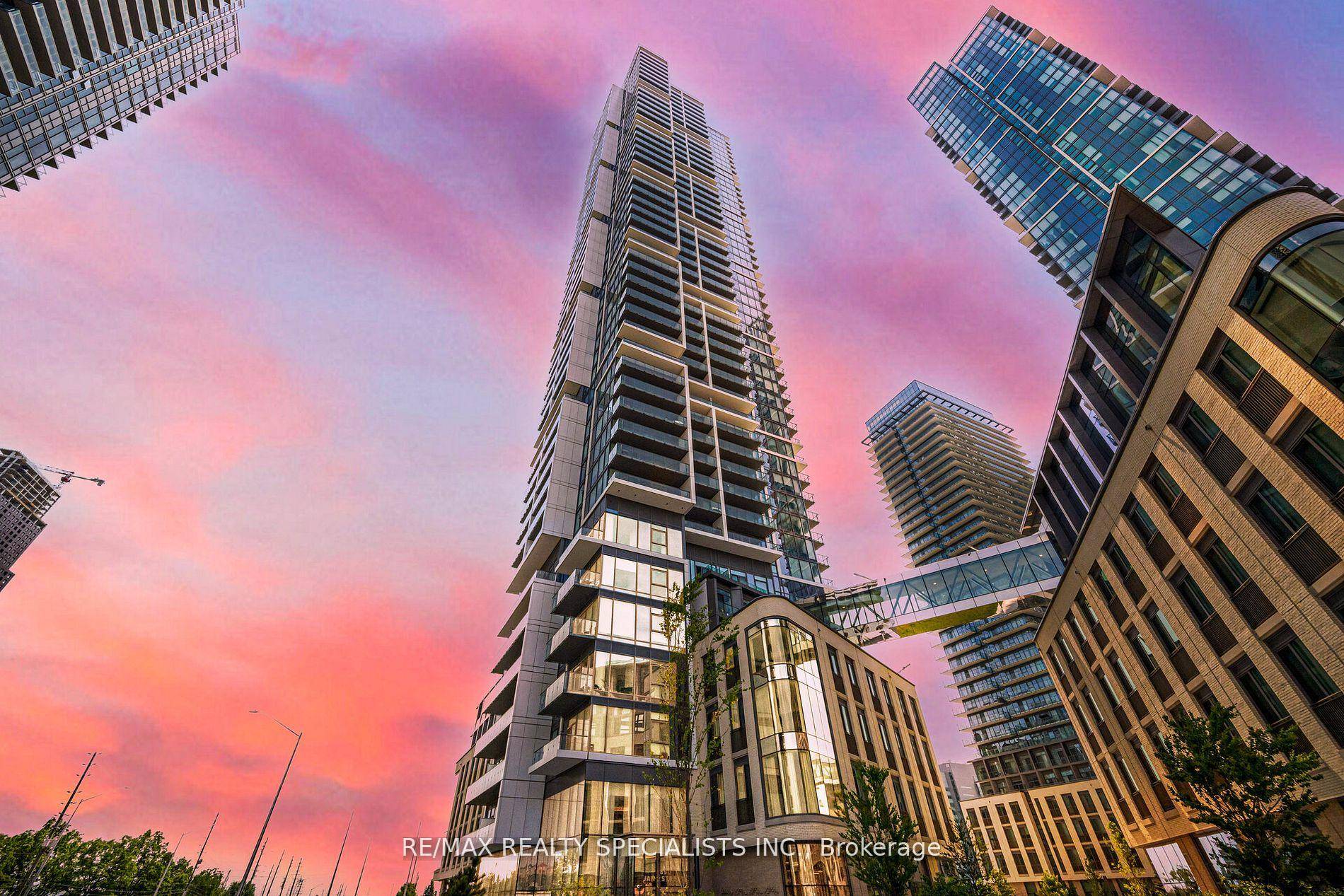 Welcome to Transit City 5 Modern Living in Vaughan !