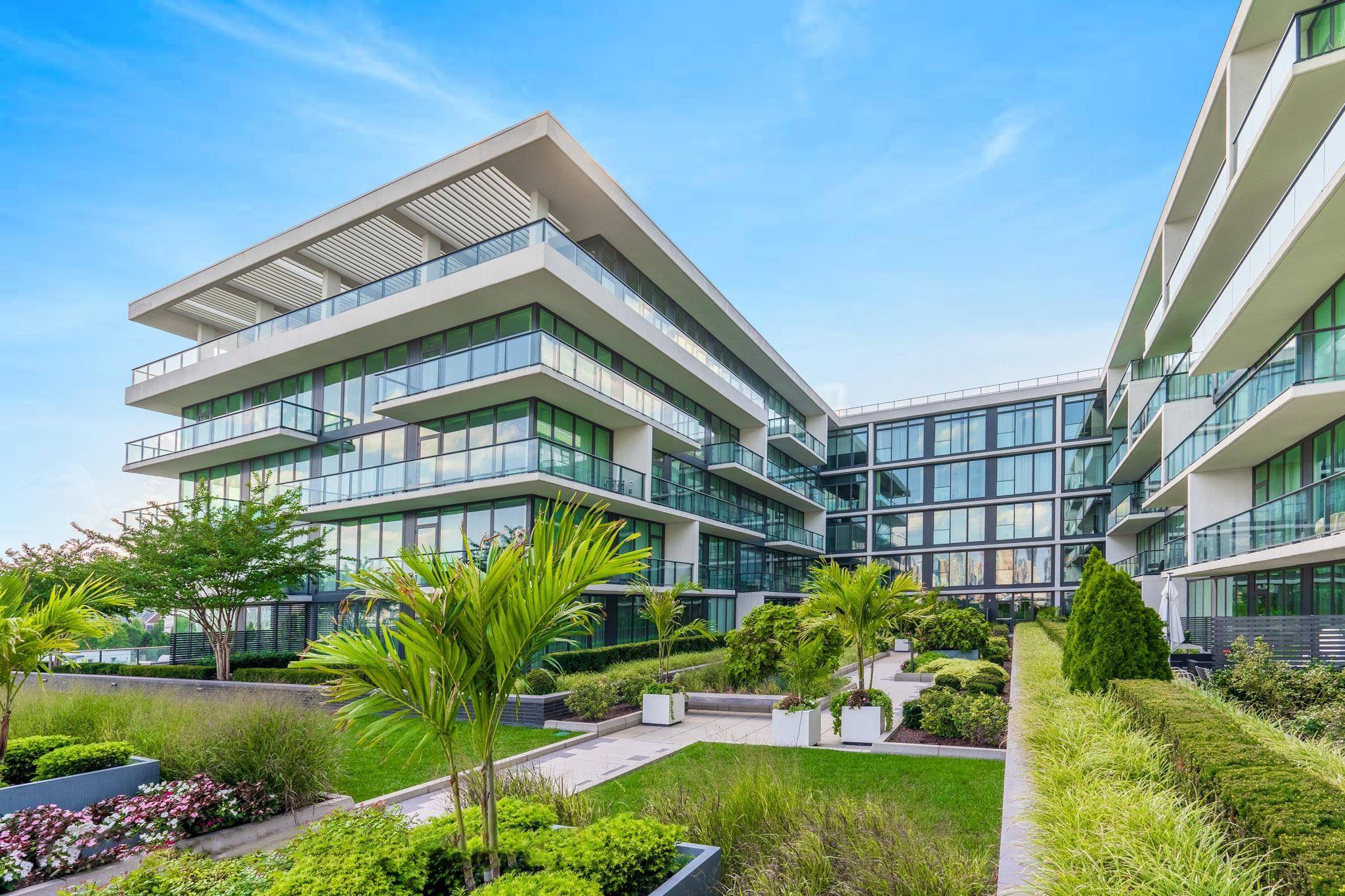 1200 AVENUE AT PORT IMPERIAL New Jersey