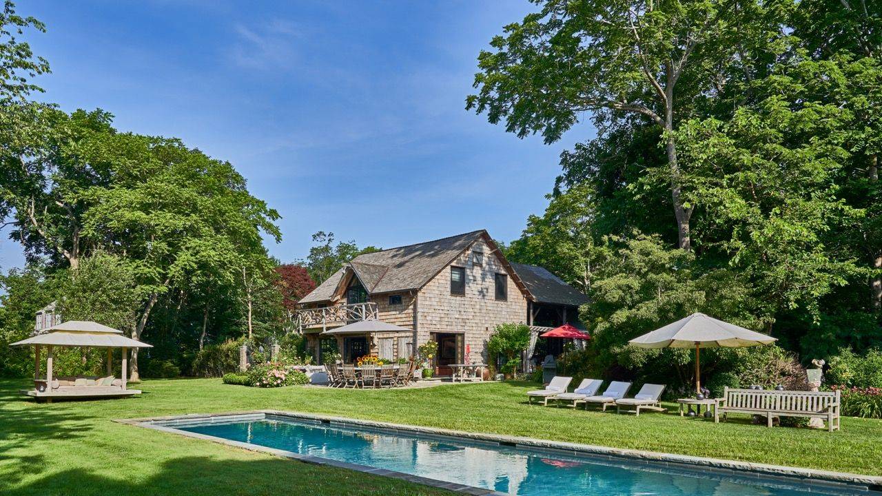 East Hampton Village Retreat