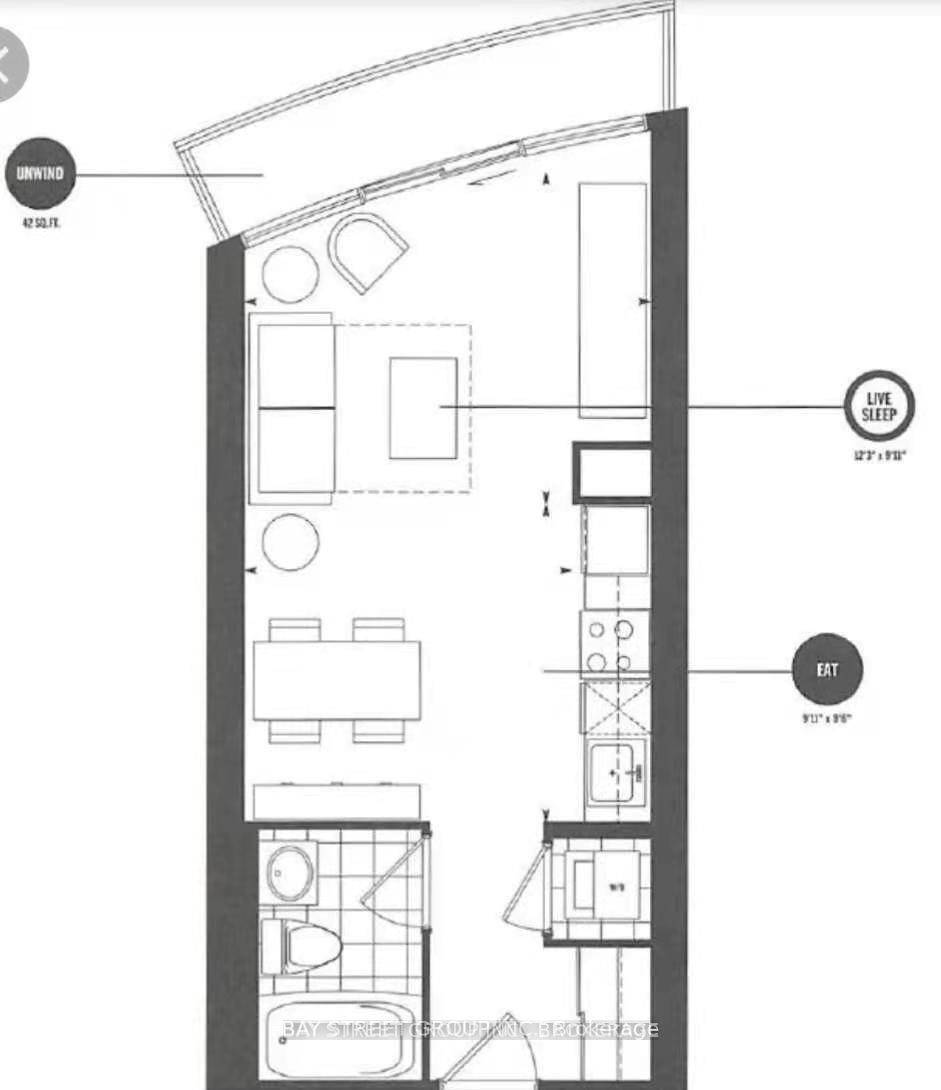 Beautiful South Face Studio For Rent In The Heart Of Downtown Toronto.