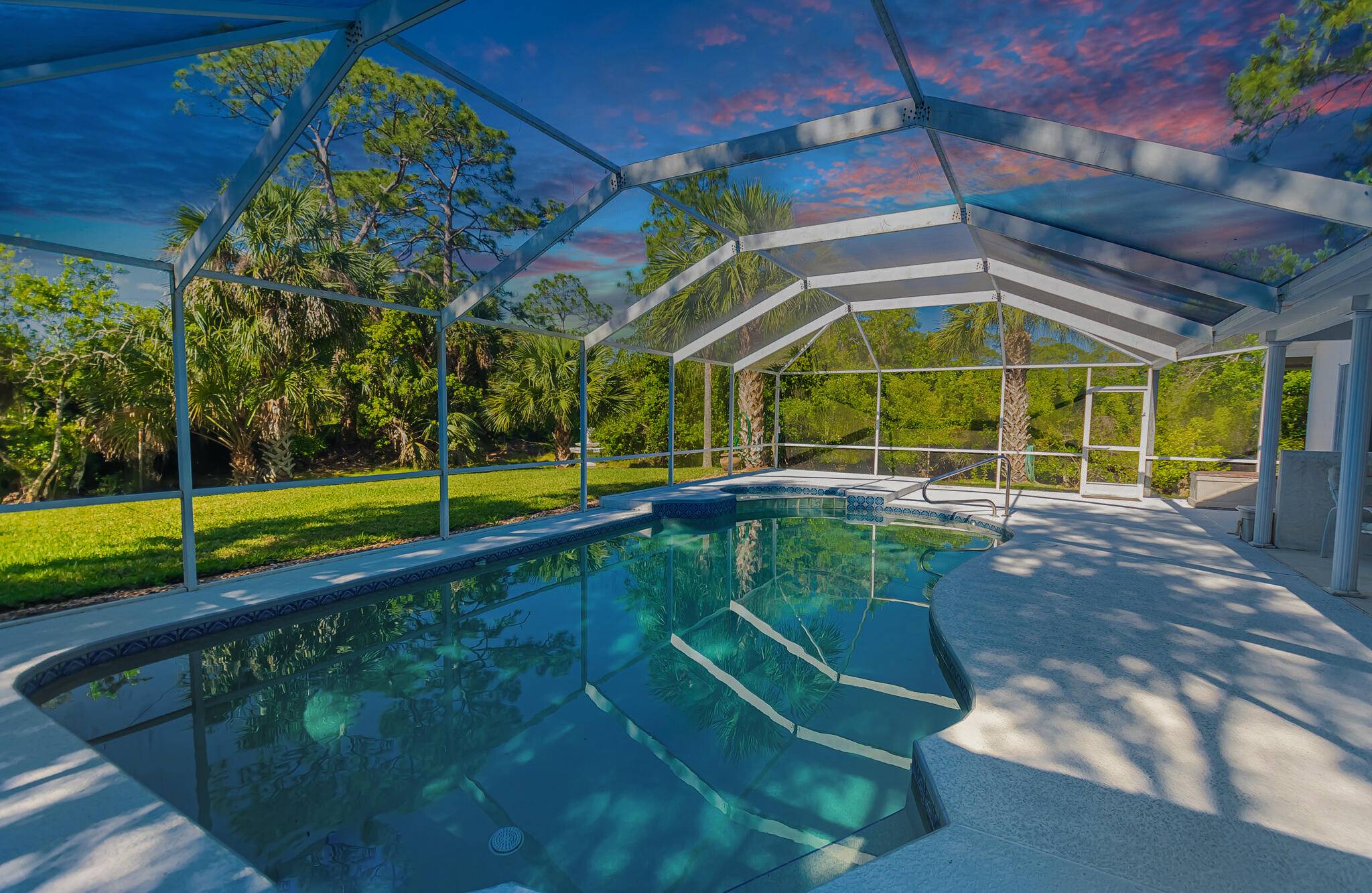 Fantastic opportunity in sought after Sanctuary, Country Club Estates !