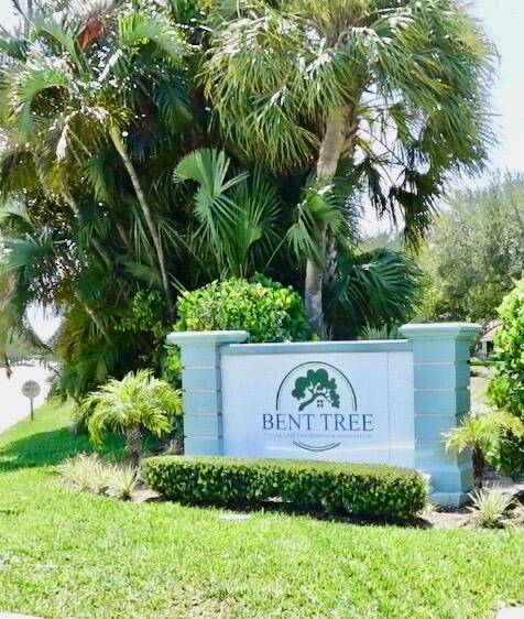 Welcome to this stunning, fully renovated 2 bedroom, 2 bath villa located in a highly desirable 55 community in the heart of Boynton Beach.