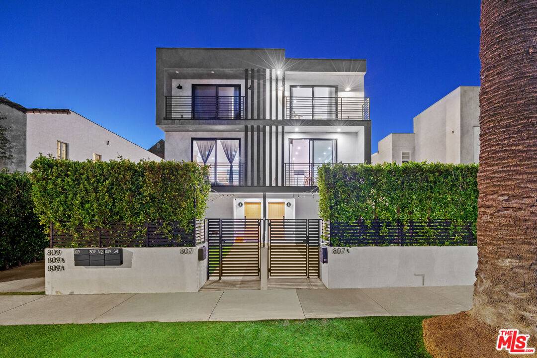 807 N Cherokee Ave 3BR Hollywood La