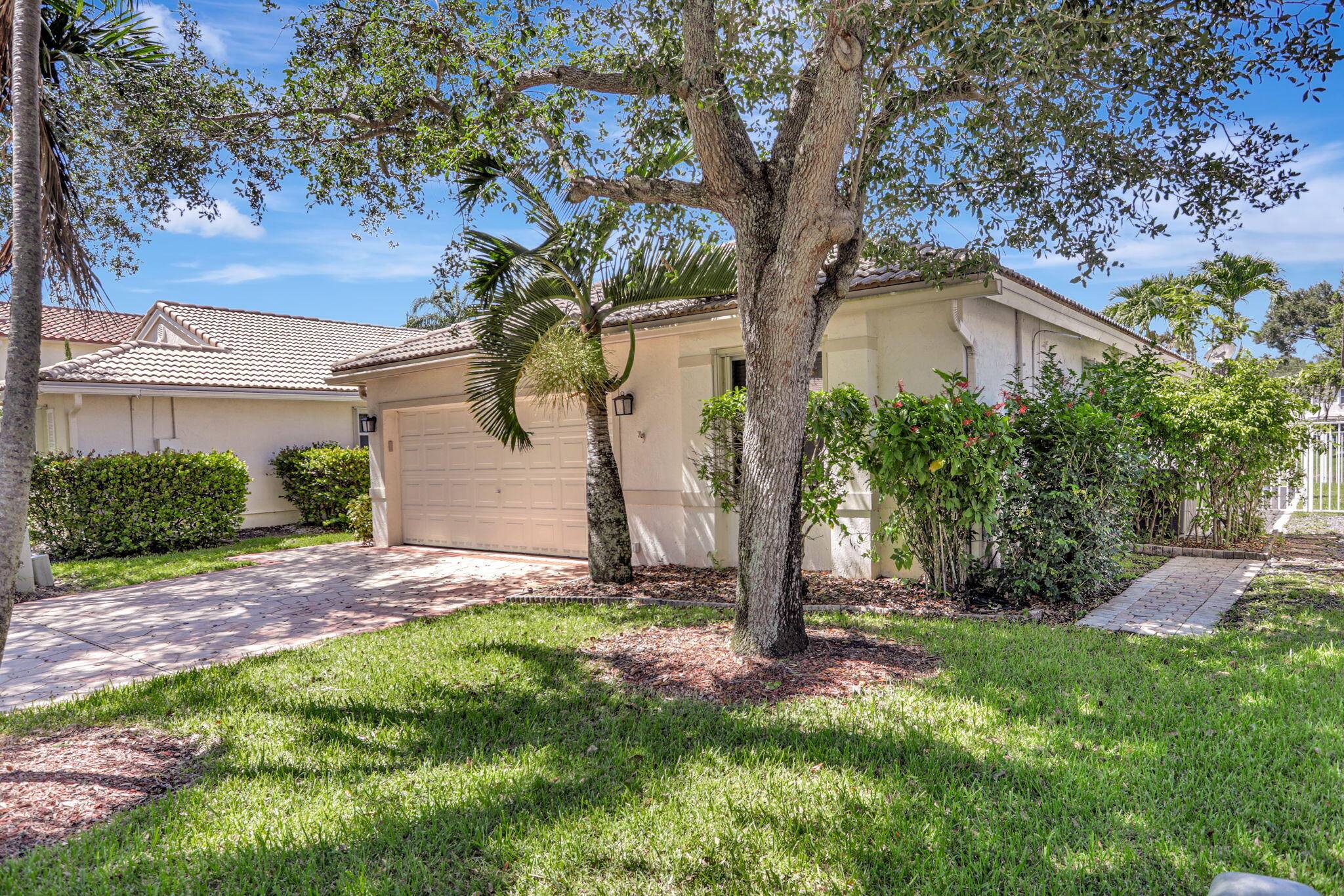 Beautiful Rarely Available waterfront oasis in the gated community of Indigo Lakes Lakes Windermere.