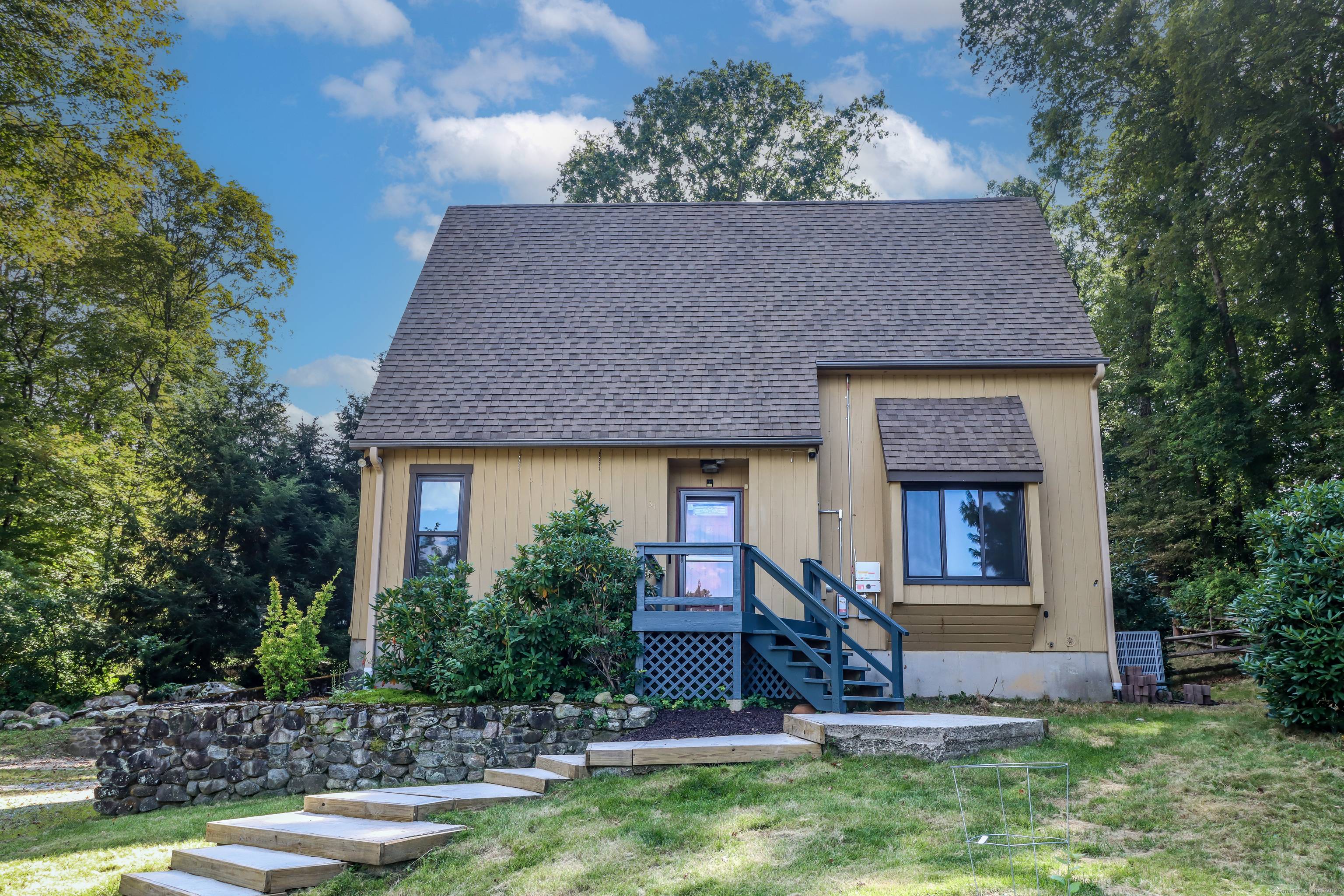 Welcome to your move in ready retreat nestled in one of Naugatuck's most sought after neighborhoods !