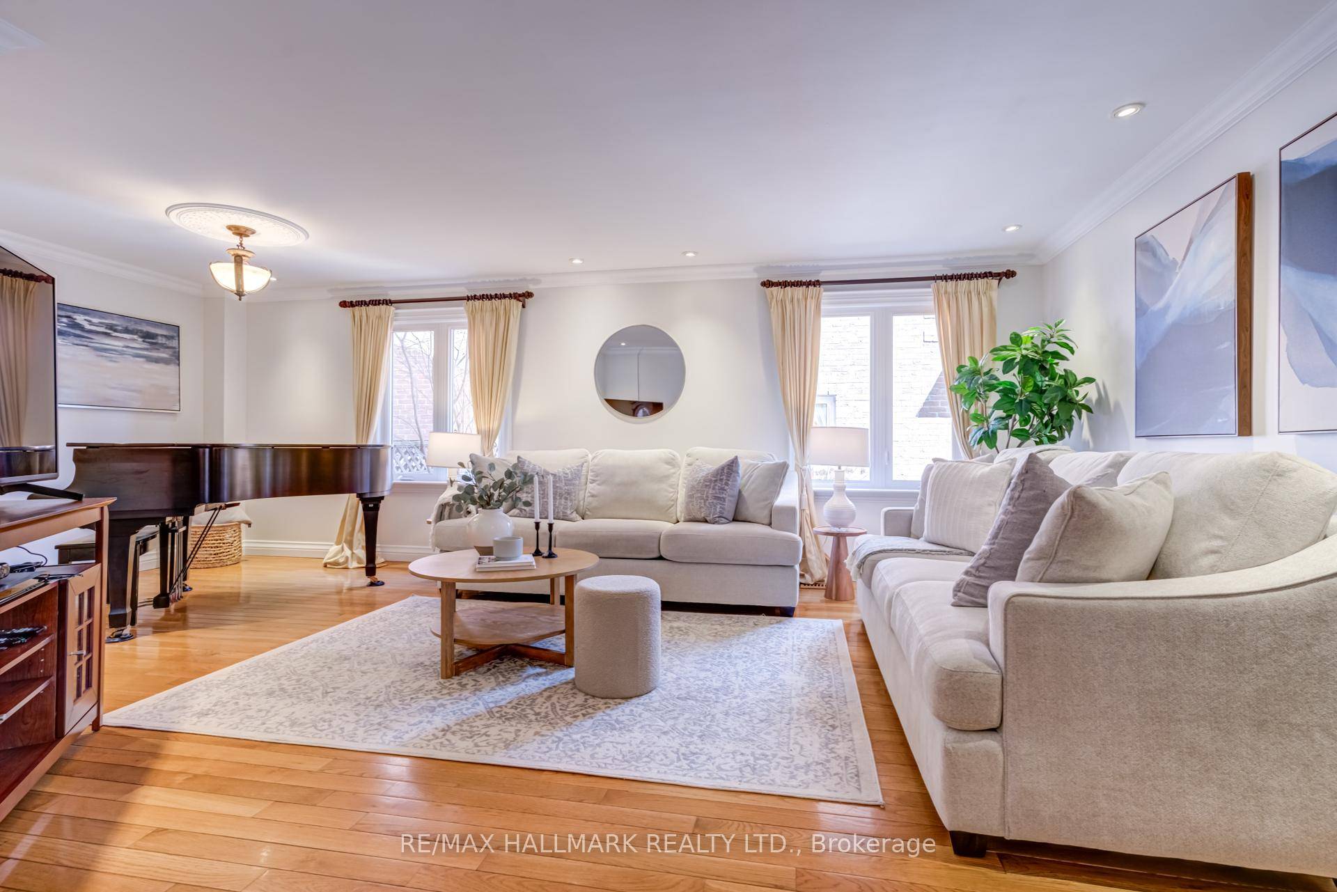 Updated Detached 4 Bedroom Home in Raymerville, Markham Ravine Lot Finished Basement Top School Zone Separate Entrance.