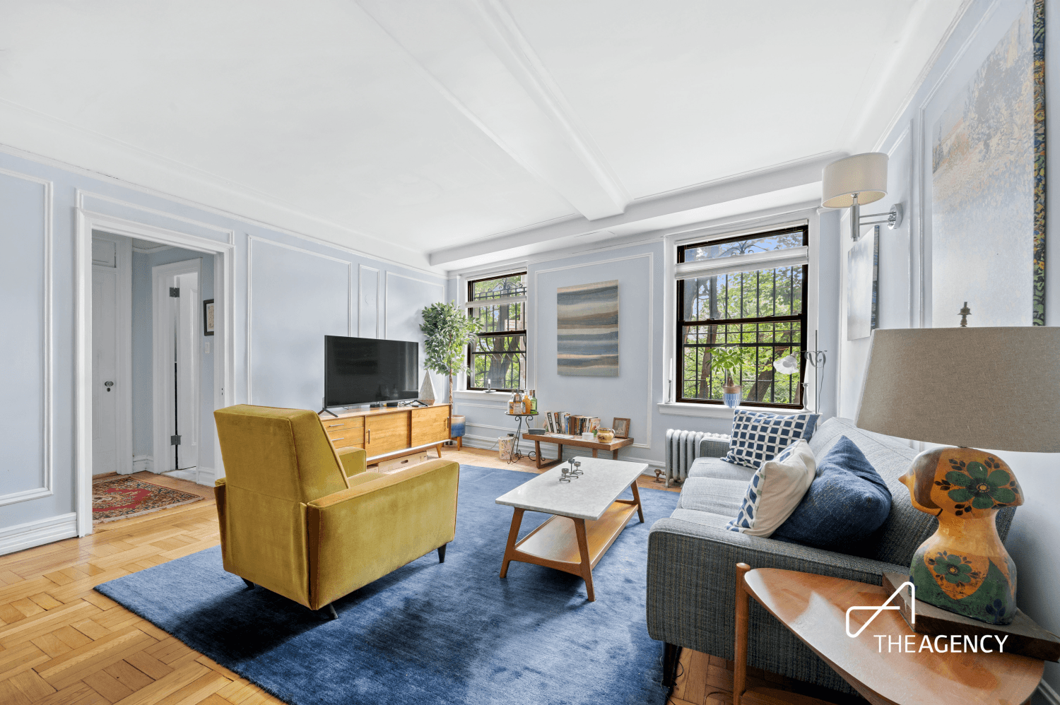 Now is your opportunity to own a gorgeous Maisonette home on picturesque Riverside Drive !