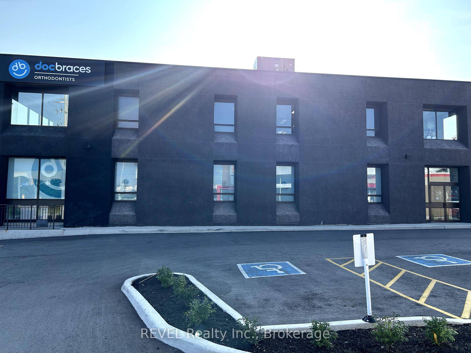 This fully renovated and finished 2, 864 sq.