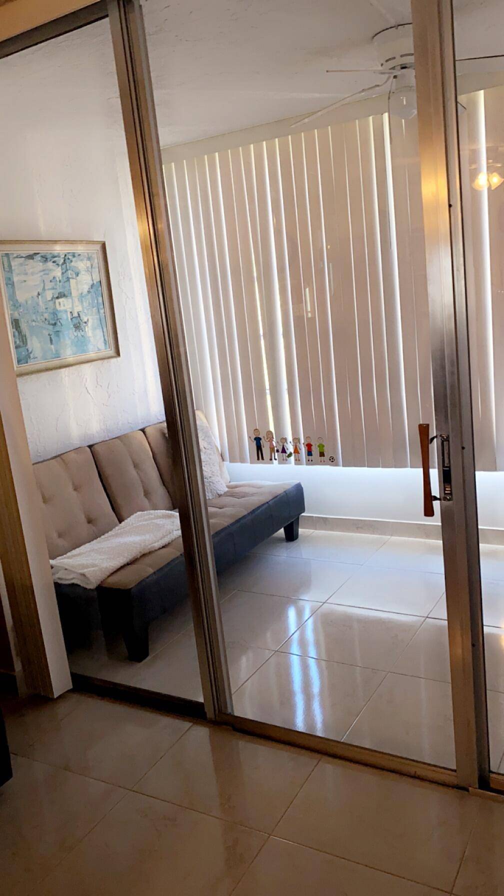 55 Years or Older ? ? This well maintained 4TH floor unit can be the place you call home.