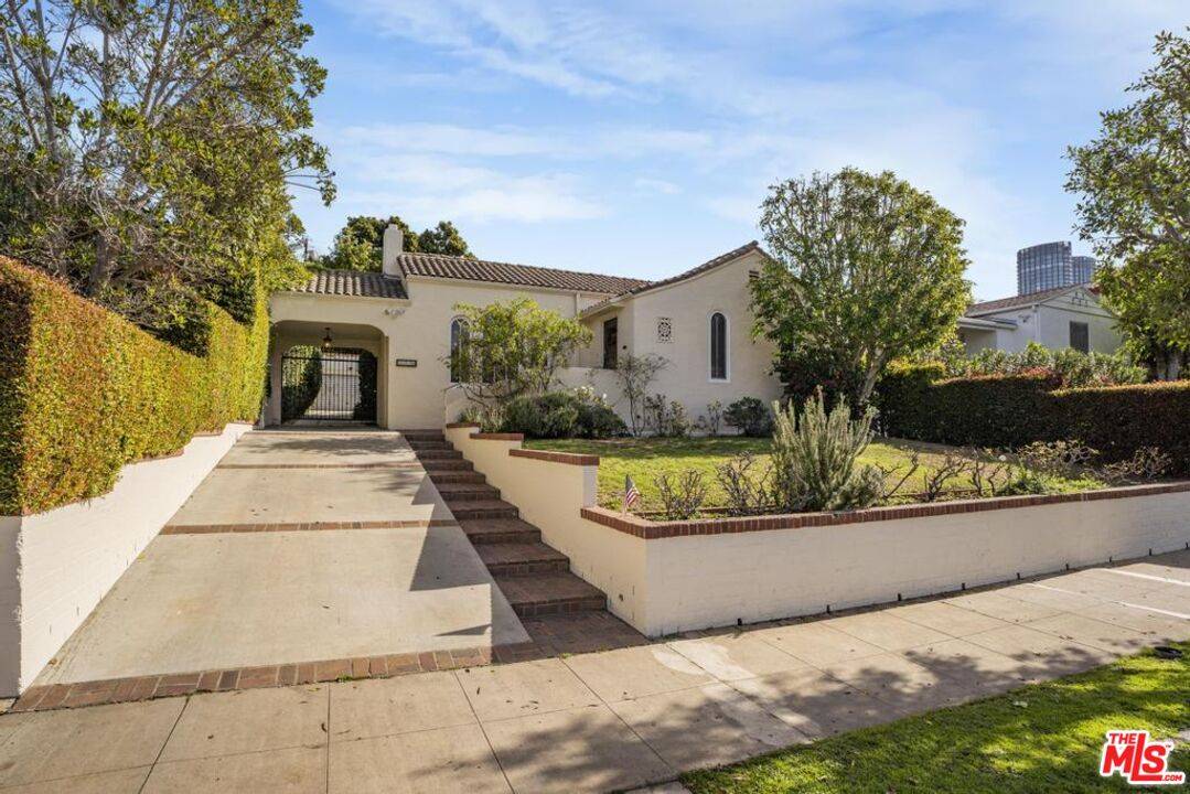 1714   Warnall Ave 3BR Westwood La