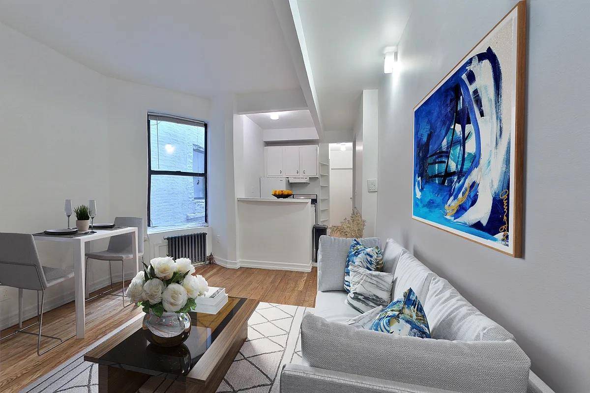 Welcome to 15A West 64th Street Apartment 2C !