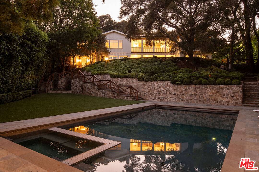 13167 Boca De Canon Ln 6BR Brentwood La