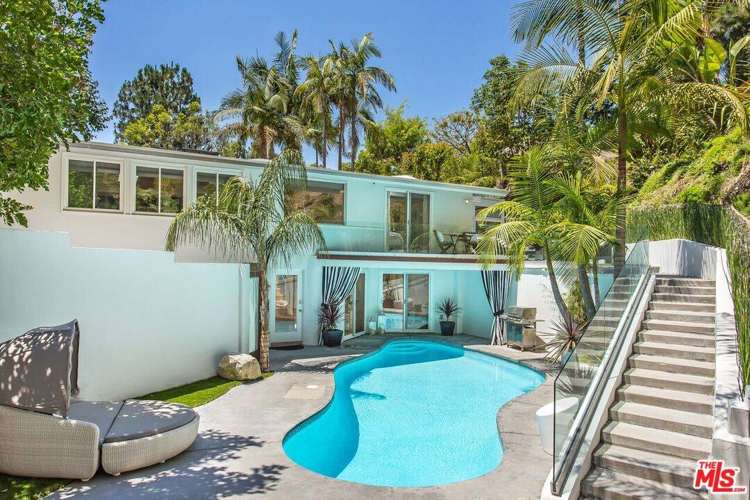 1415   Braeridge Dr 3BR Beverly Hills Post Office | B.H.P.O. La