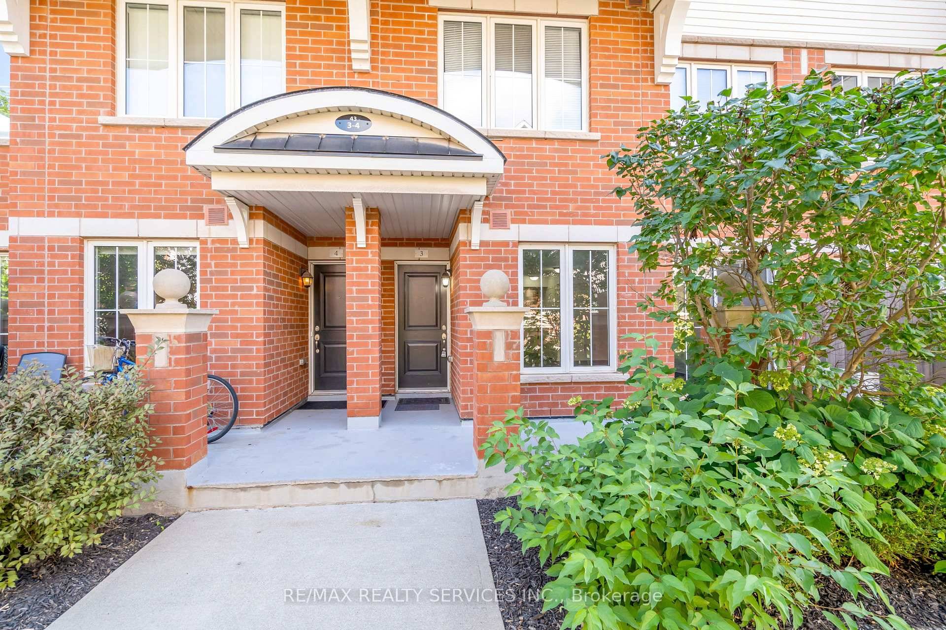 Welcome to your new home in the desirable 'Uptown Core' of River Oaks.