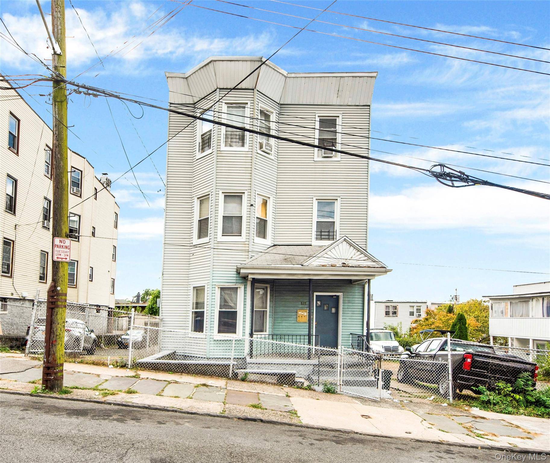 Fantastic 3 Family Opportunity in Yonkers !