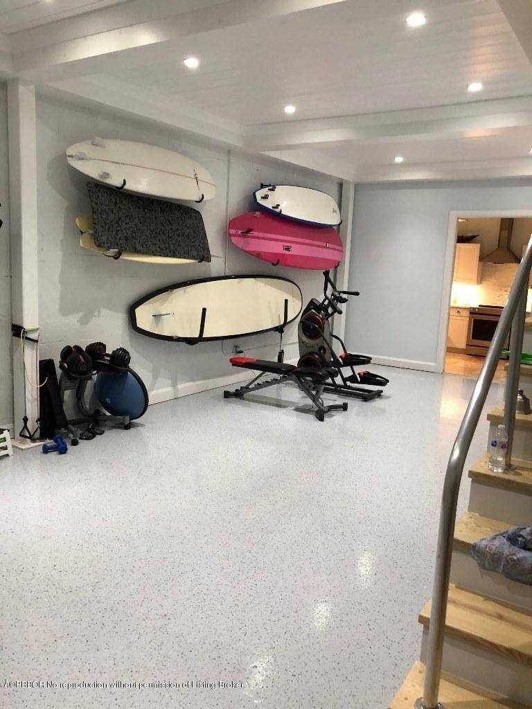 FANTASTIC WORK CREATE ARTIST commercial condominium in Northwood's Highly Coveted TOY STORE CONDOMINIUMS.