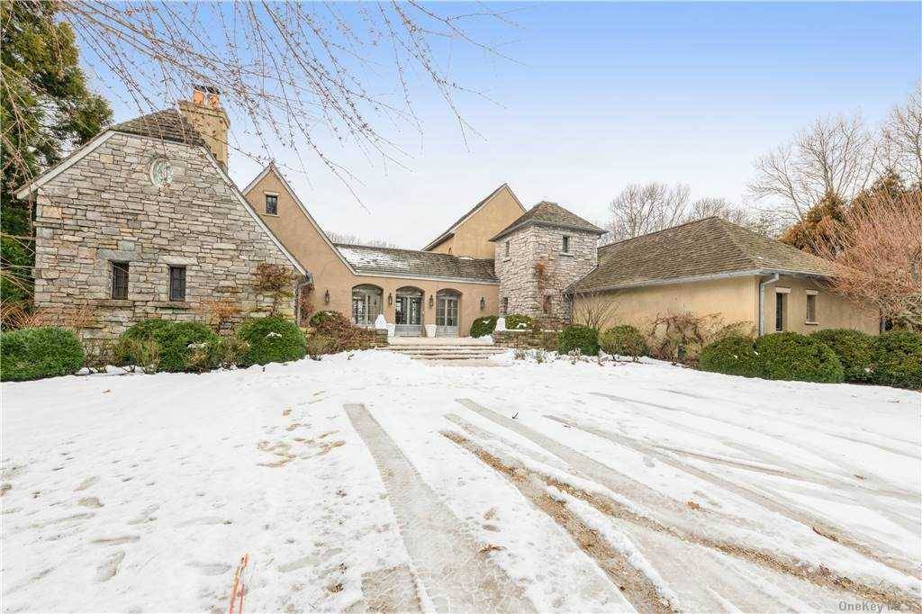 Country Style Manor Mini Waterfront Estate on Northwest Harbor with sunset views over the Peconic Bay and Shelter Island.