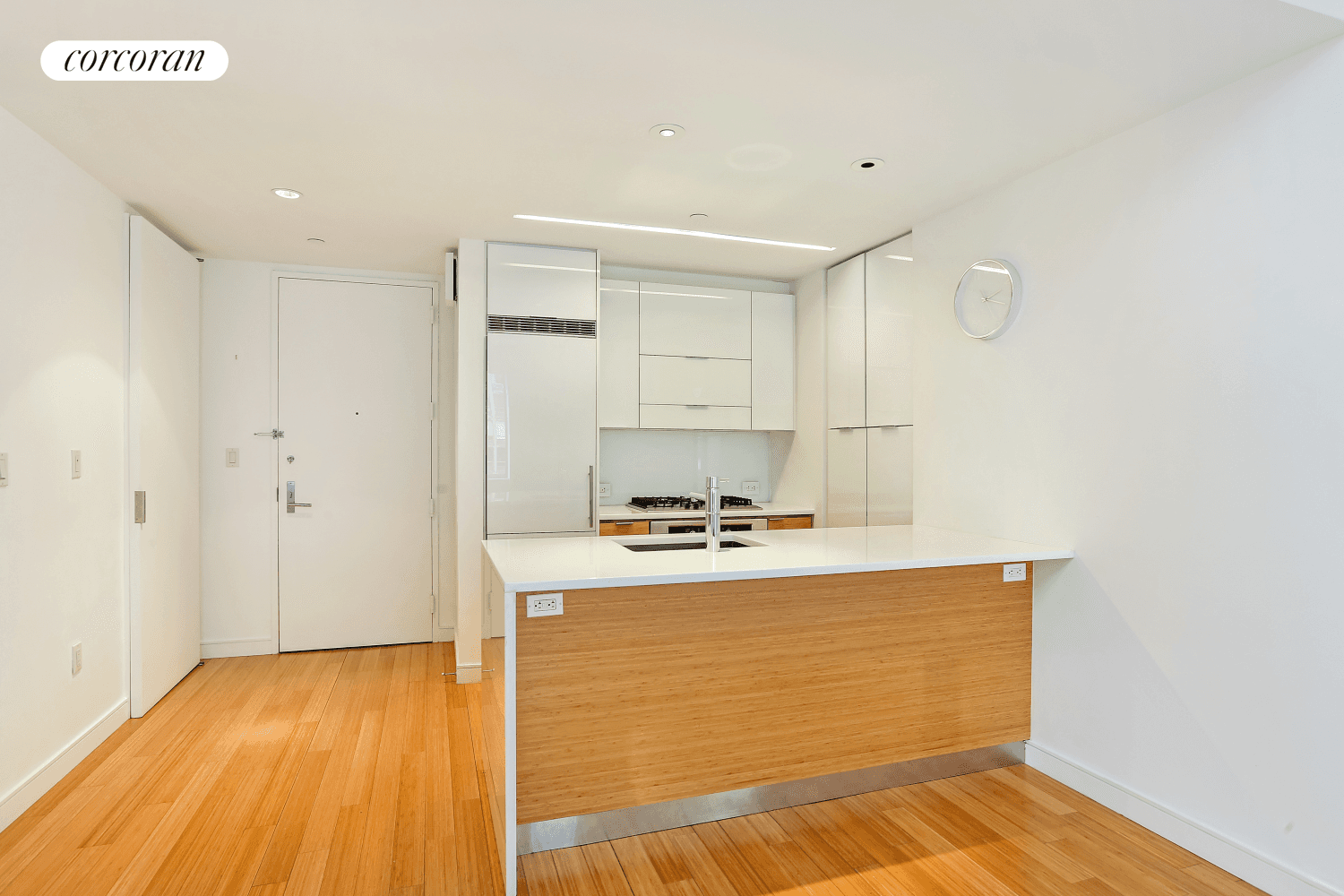 Huge 1 Bedroom Apartment With High End Finishes and Washer Dryer In Unit In Prime Murray Hill !