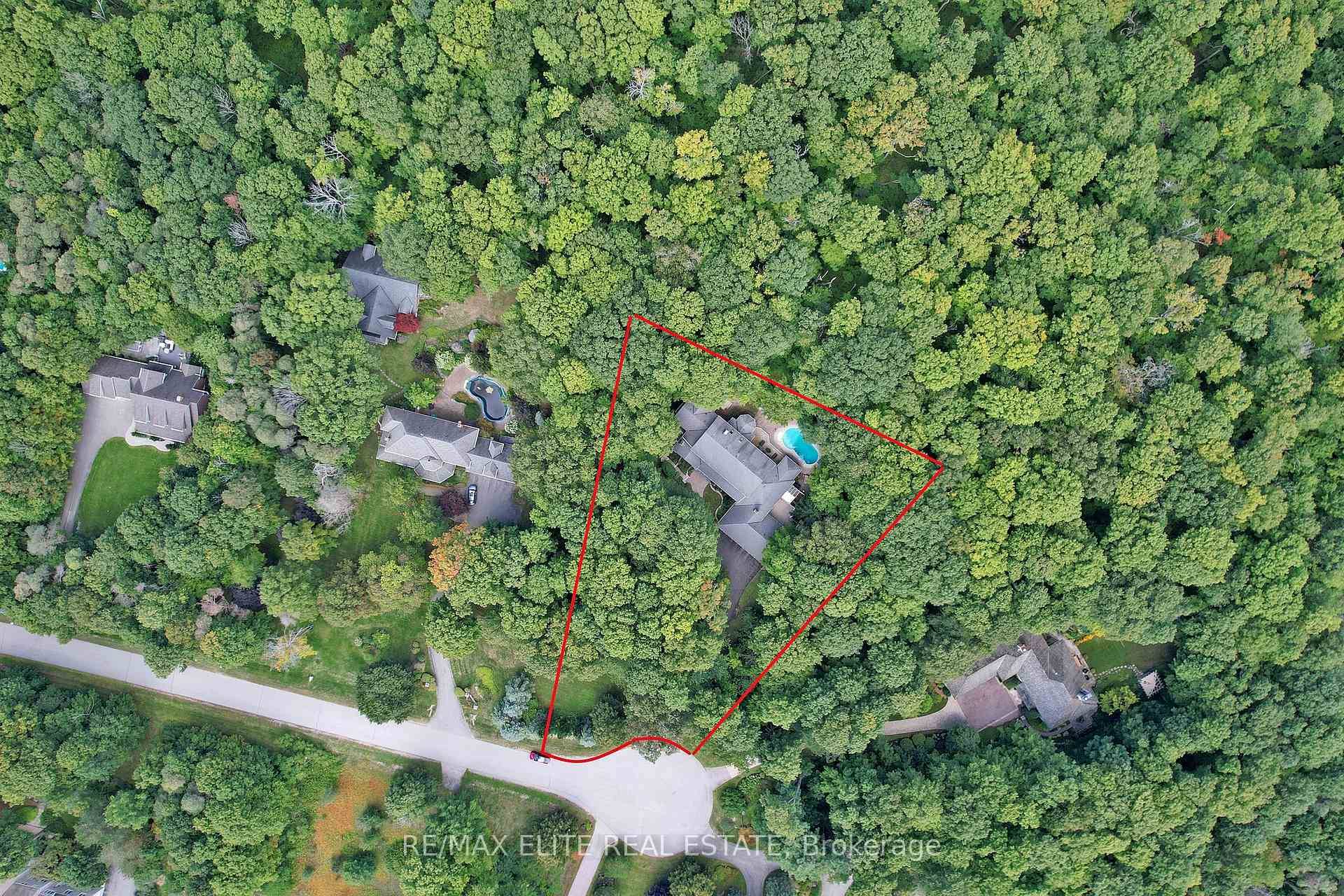 An exceptional opportunity for large families or discerning buyers seeking a home with significant potential to modernize and enhance value.