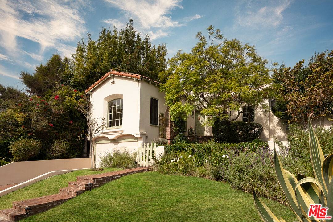 1512   Glendon Ave 4BR Westwood La