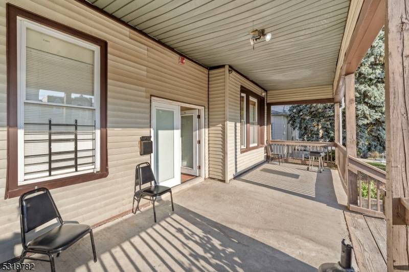 Investment opportunity in North Newark !