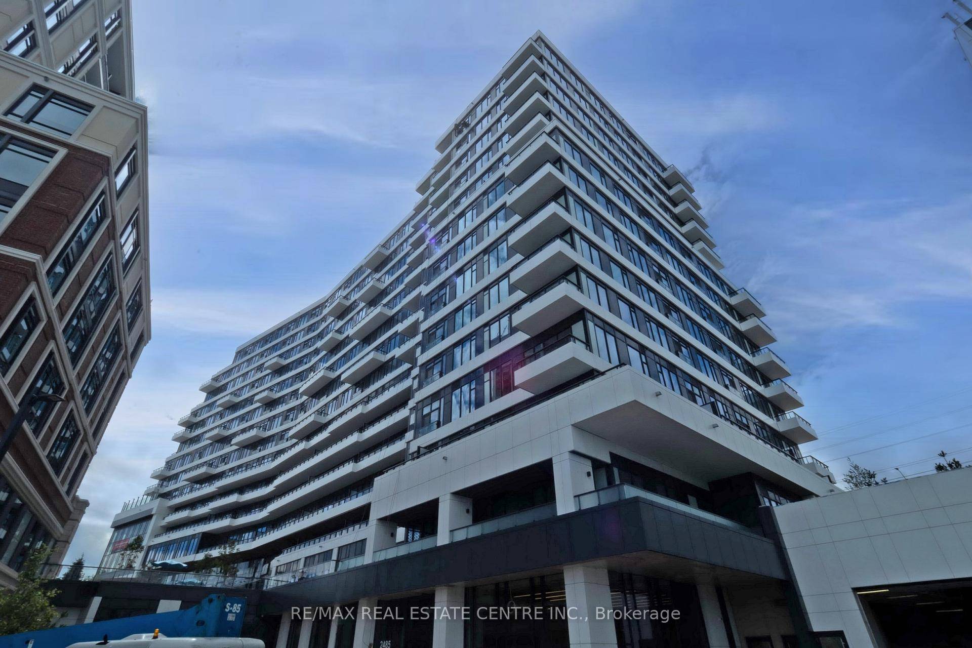 Welcome to The Kith Condominiums Daniels' newest landmark in the heart of Erin Mills, one of Mississauga's most sought after communities.
