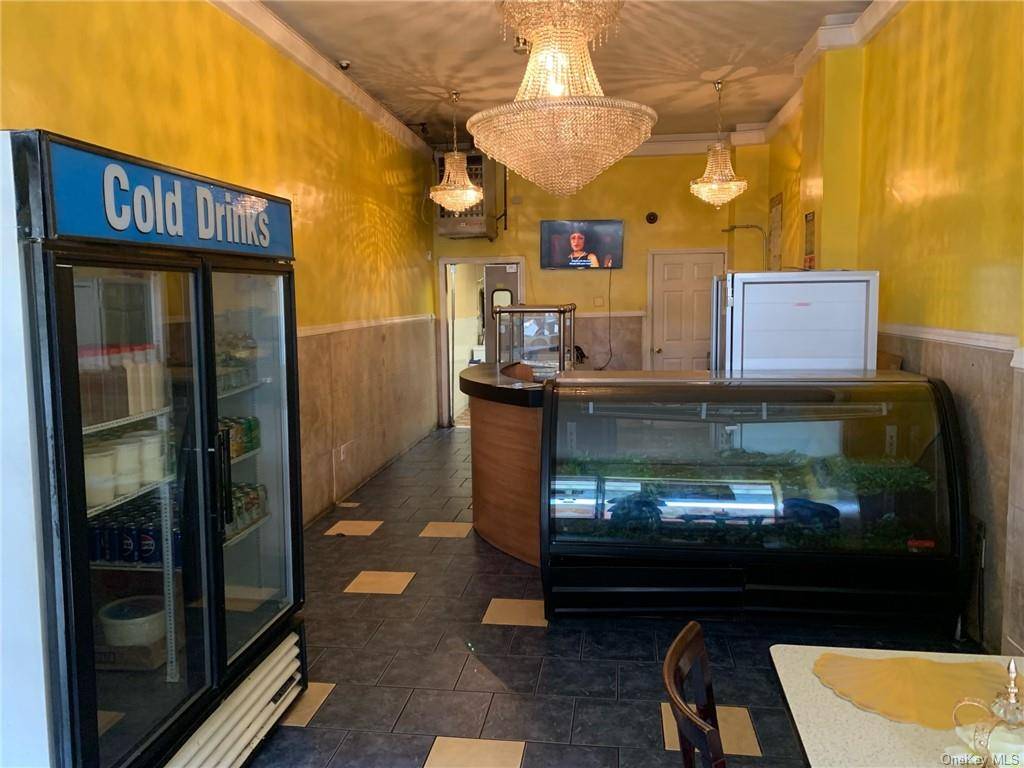 Culinary Gem 82k Bronx Restaurant Lease in high Traffic Location Turnkey amp ; profitable.