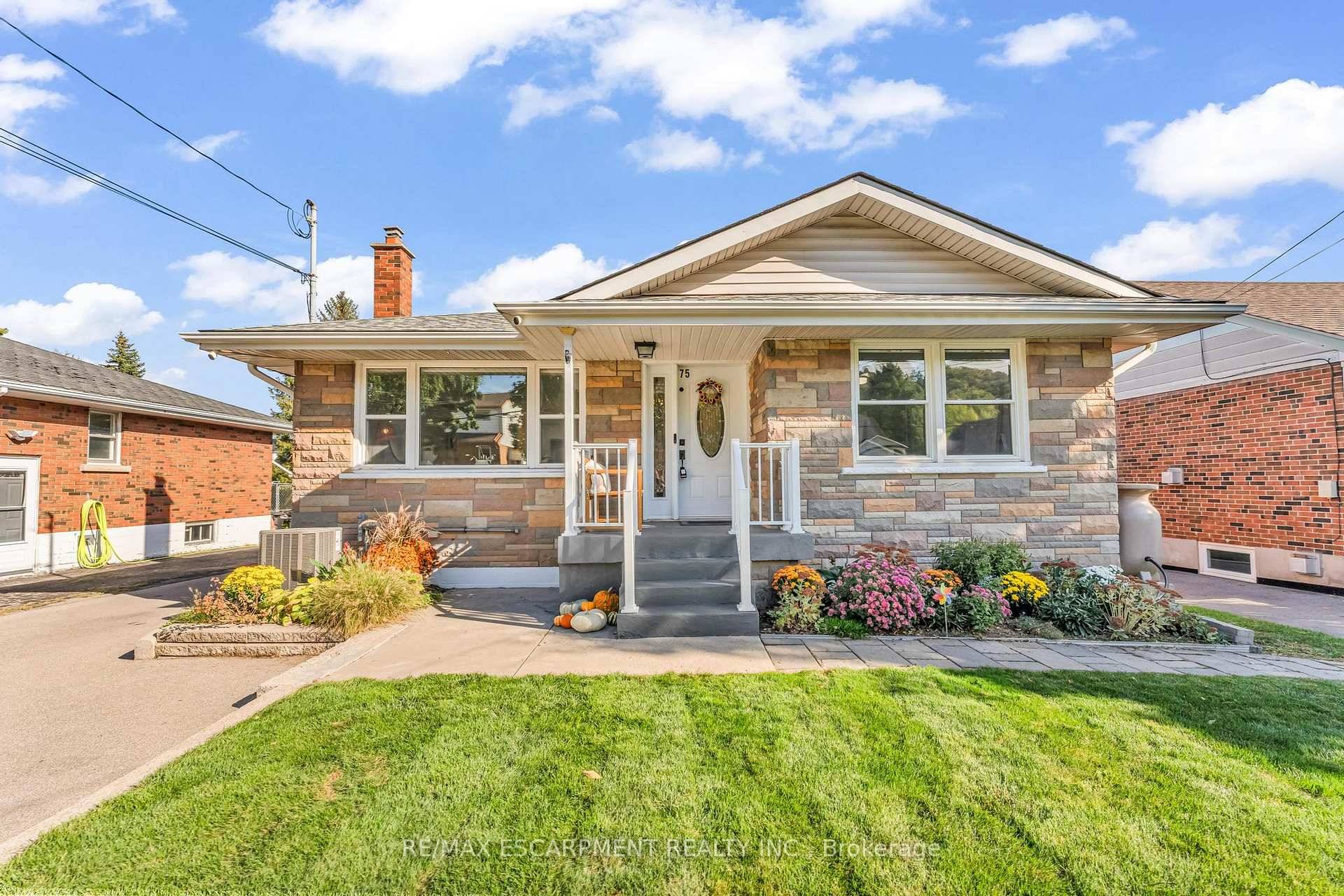 Welcome to this beautifully updated bungalow in the highly desirable Rosedale community.