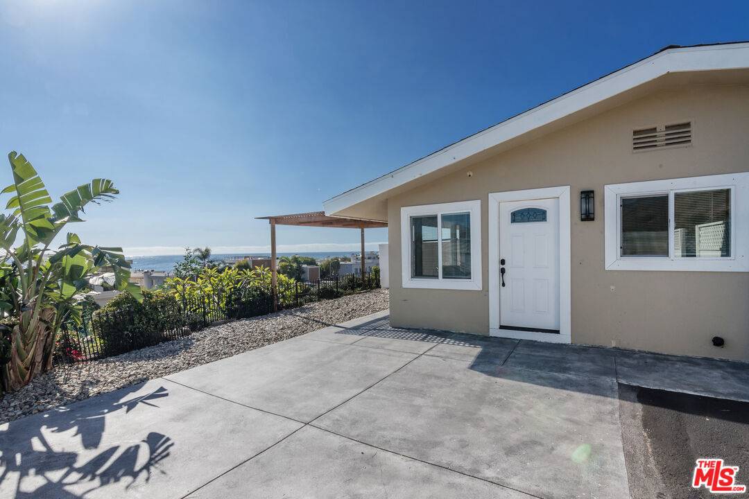 22609 PACIFIC COAST HWY 1BR Malibu La