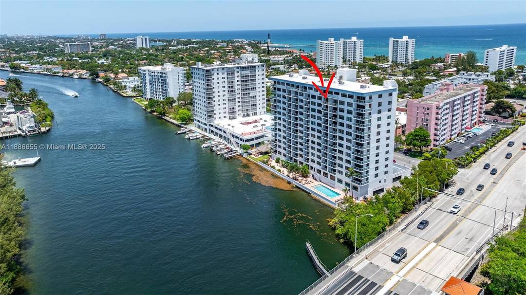 TURNKEY amp ; amazing location define this beautiful condo ; breathtaking ocean, intracoastal and city views.