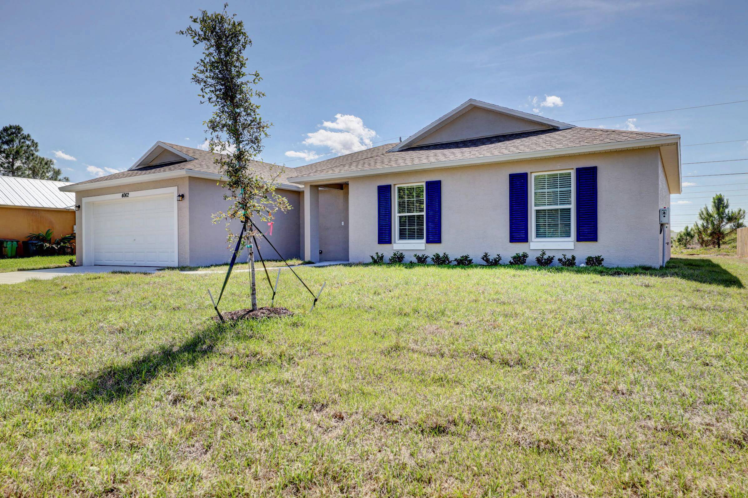 PRICE IMPROVEMENT ! ! ! THE POPULAR VERONA MODEL, BUILT BY AWARD WINNING SYNERGY HOMES.
