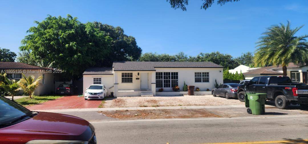 Excellent location in Hialeah.