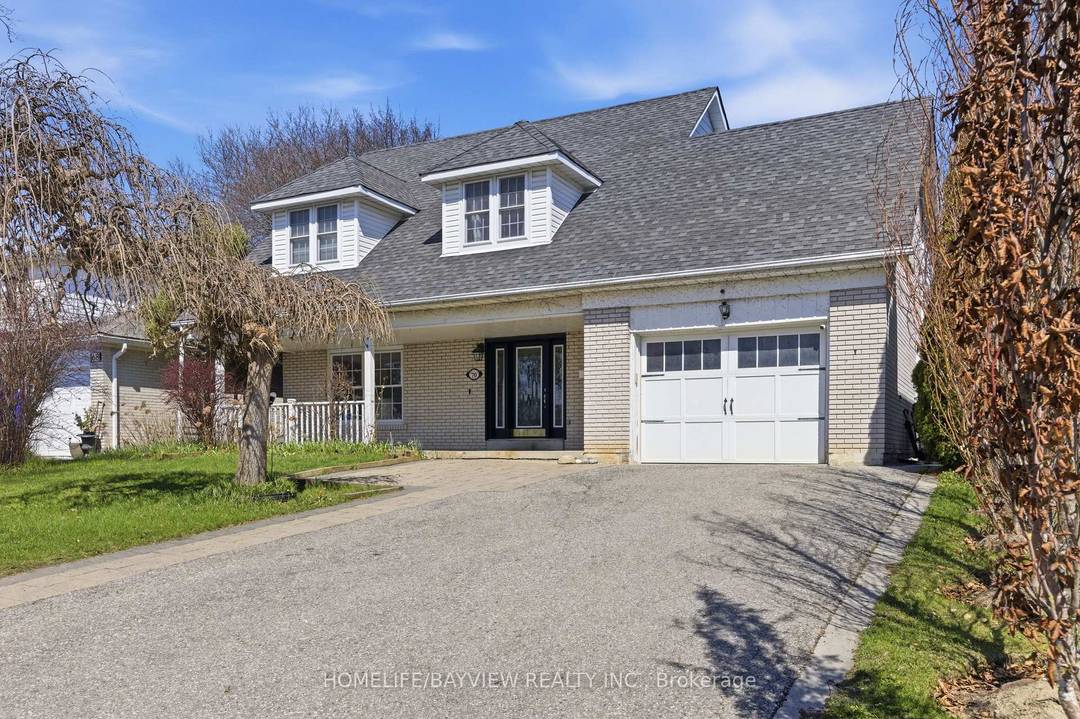 Welcome to a beautifully upgraded family home in the highly desirable Royal Orchard community, where pride of ownership is evident throughout.