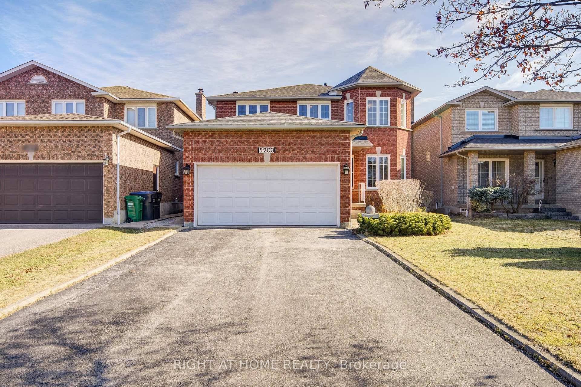 Nestled On A Quiet, Family Friendly Street In The Desirable East Credit Community Of Mississauga.