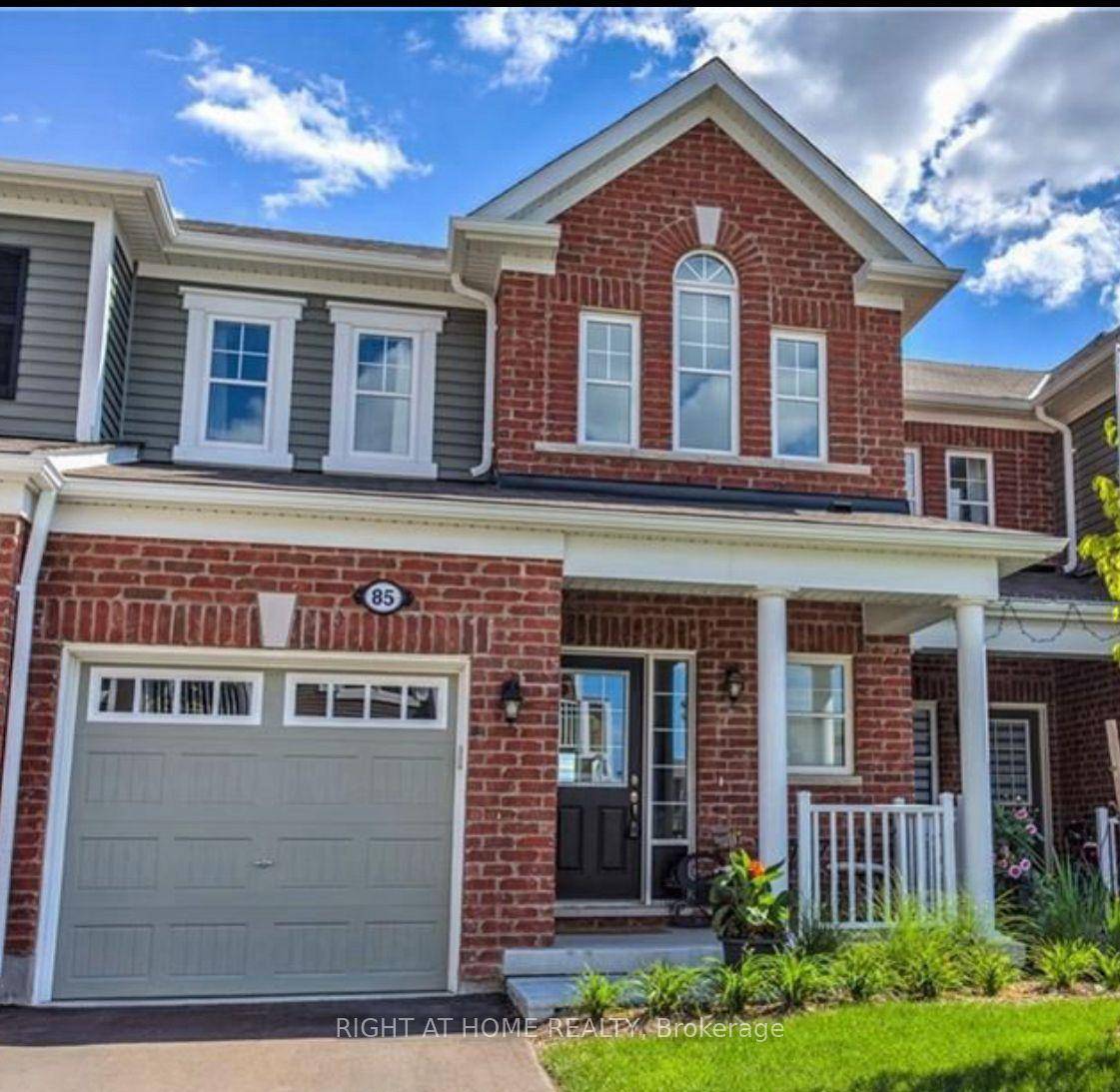An Immaculate 5 year old Mattamy built townhome with 3 bedrooms, 3 washrooms 2 Story walk out basement, amp ; Backing Onto the Ravine !