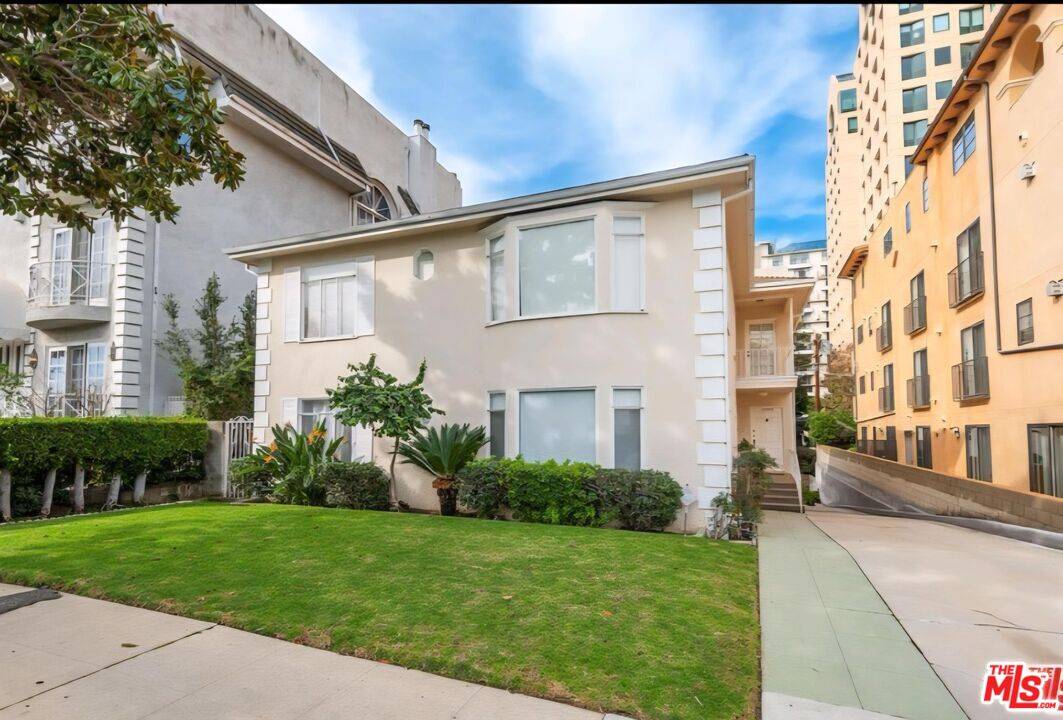 10529   Ashton Ave 3BR Westwood La