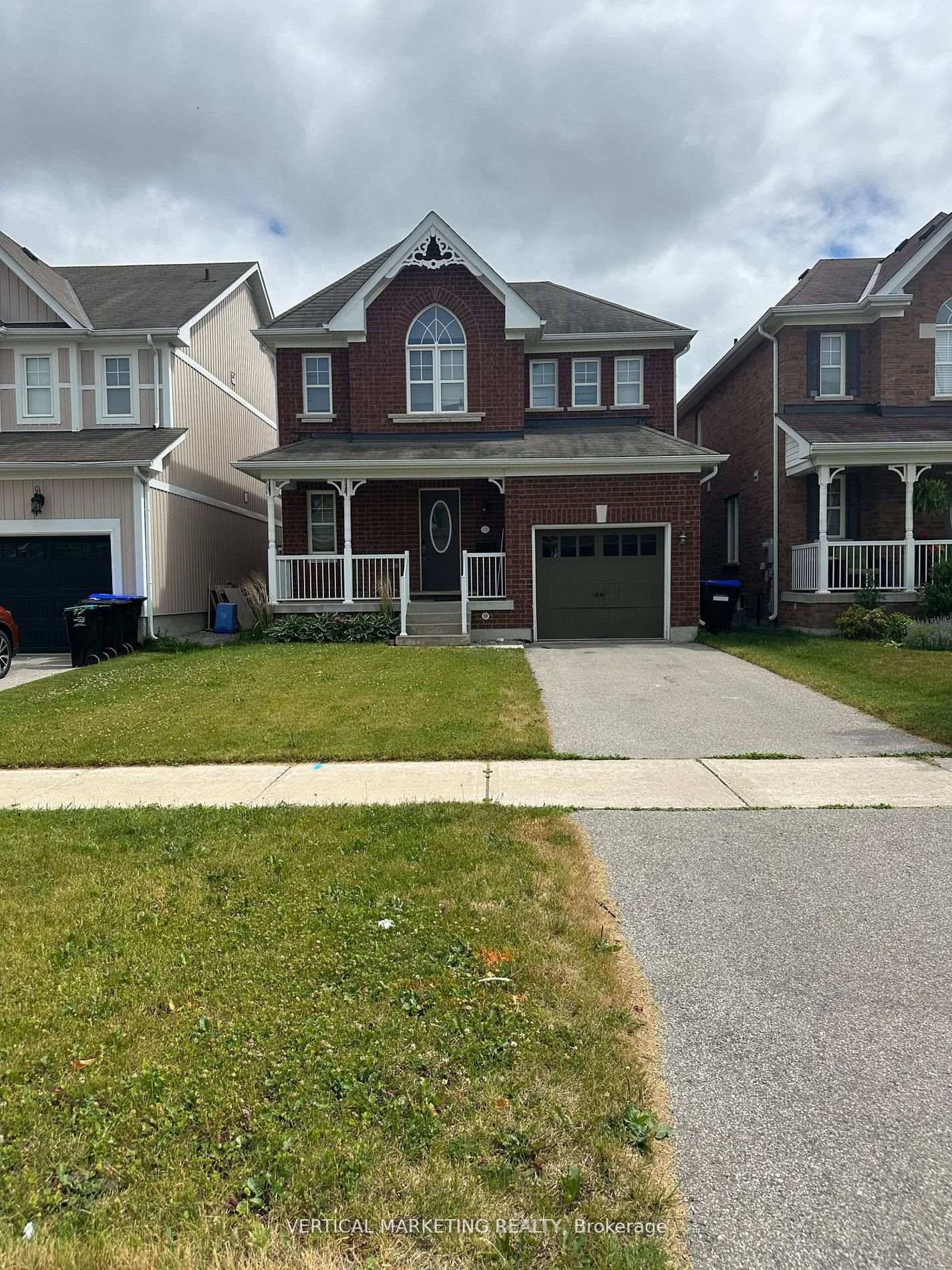 Located in the beautiful community in Alliston.