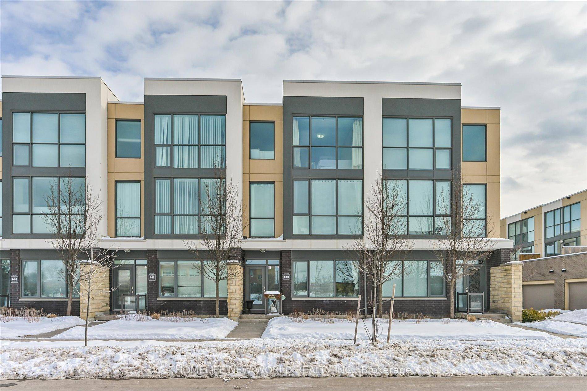 Modern and Luxury 3 Storeys Townhouse in Convenient and Demanding Location.