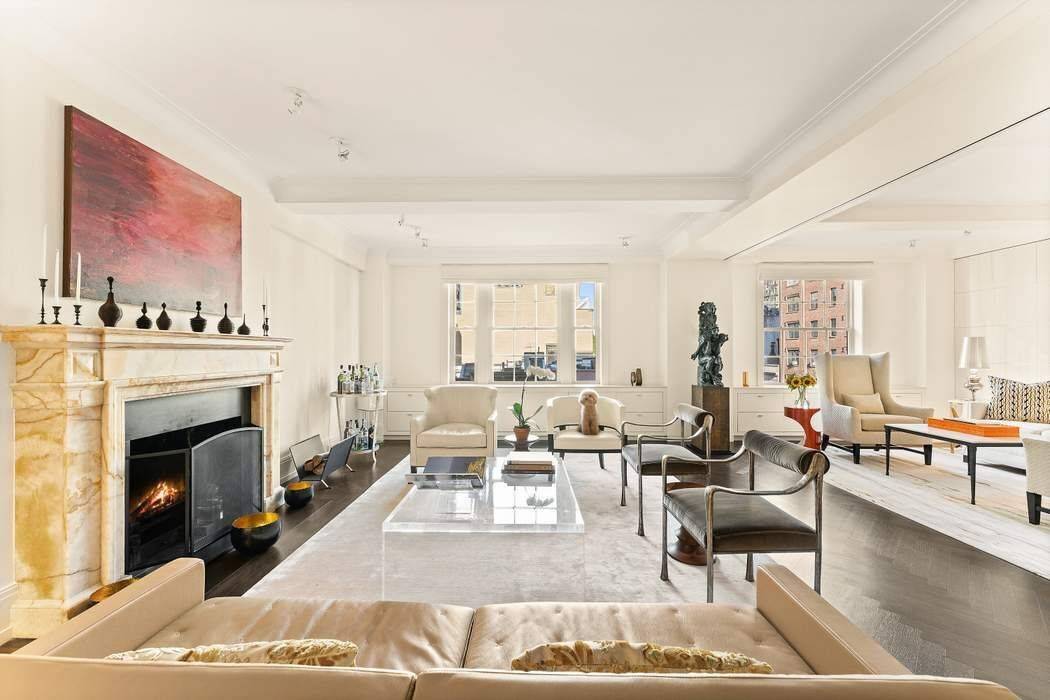 Welcome to 40 East 66th Street, Apt 7B.