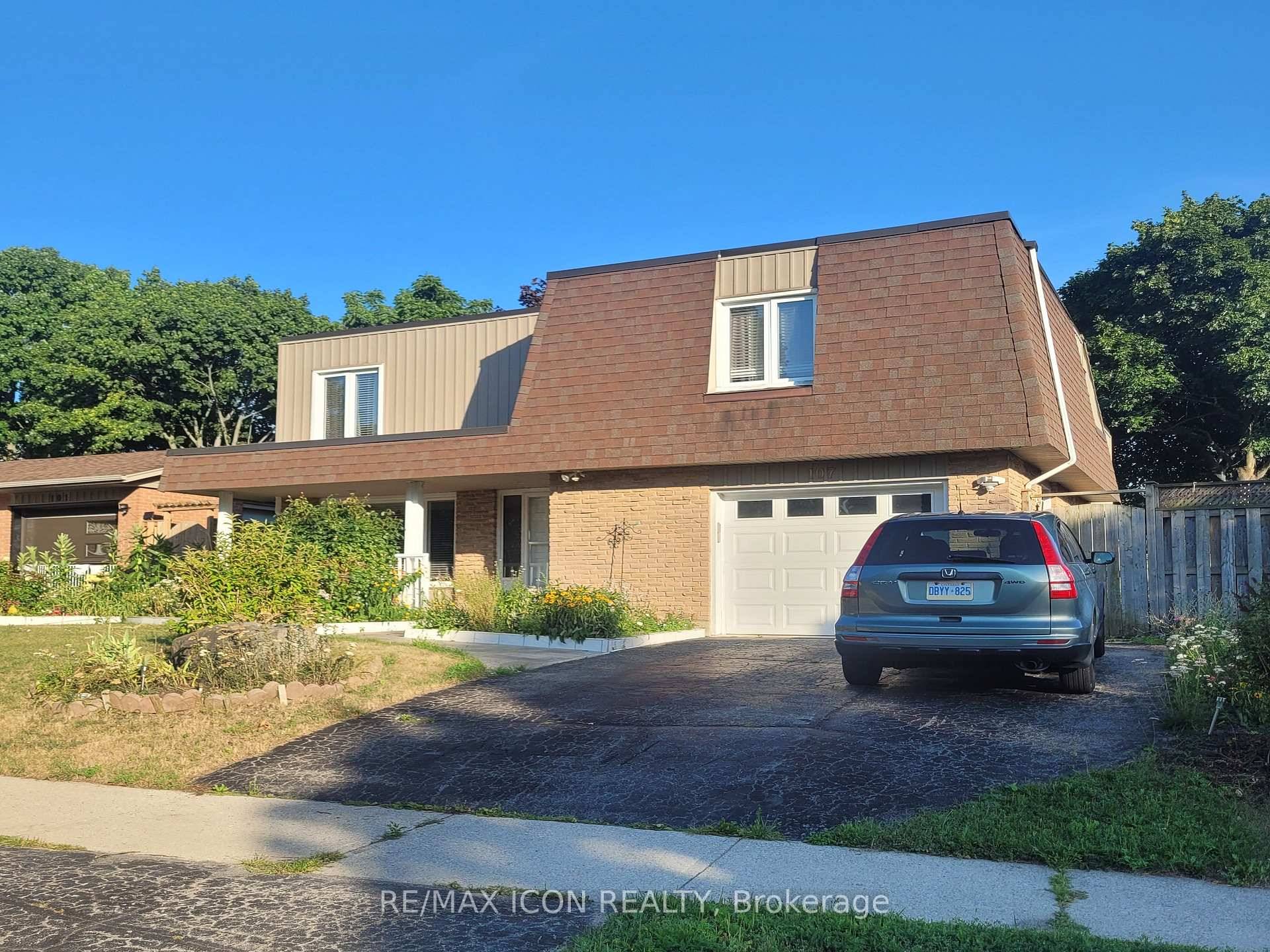 Welcome to this spacious and well maintained 4 level home offering over 2, 000 sq.