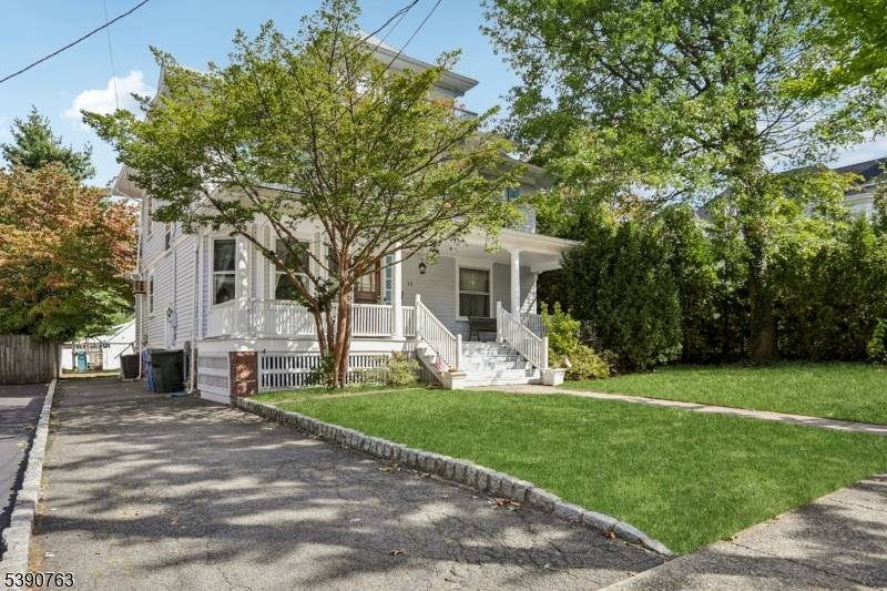Welcome to this five bedroom colonial home, an ideal project for those seeking to restore a classic to its former glory.
